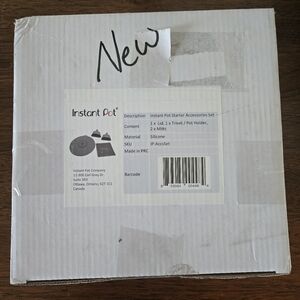 Instant Pot Starter Accessories Set Black Silicon New Open Box Lid Trivet Mitts